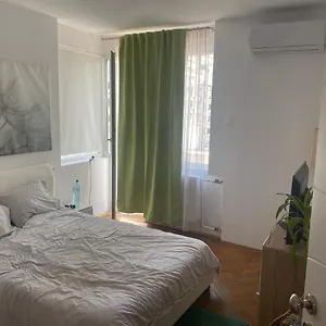 https://bucarest-bb.bucharesthotelsnow.com